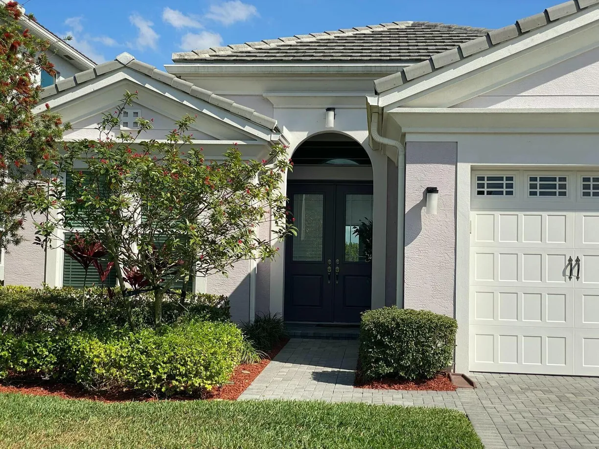 South Florida Real Estate | View 4624 Woodland Way | Listing