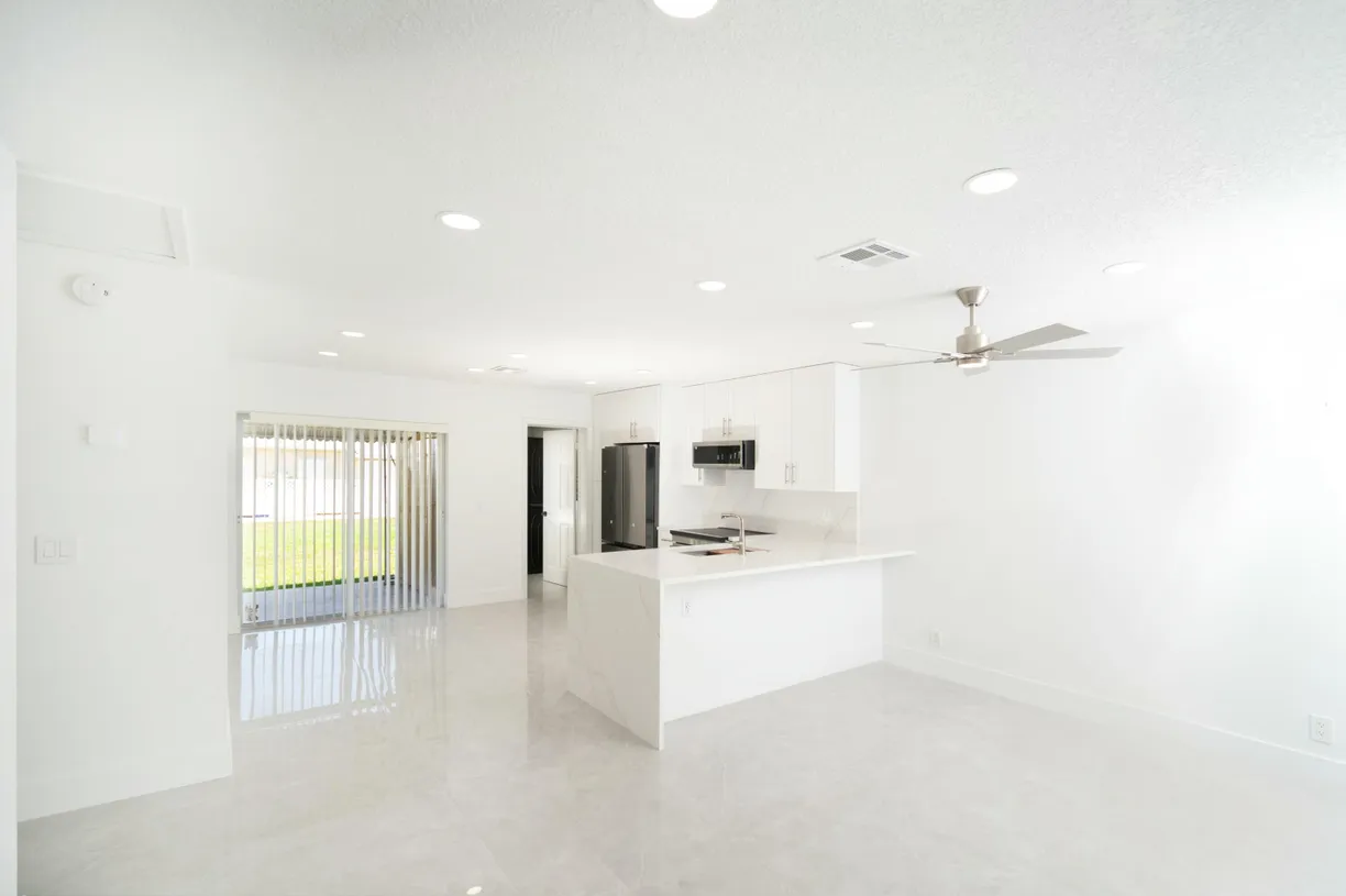 South Florida Real Estate | View 2804 Duke Lane | Listing