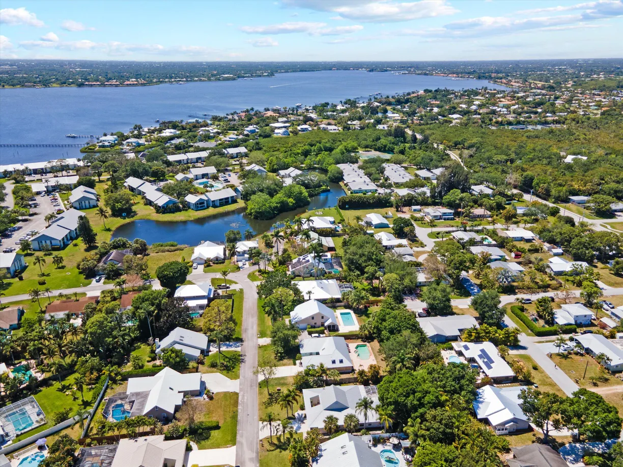 South Florida Real Estate | View 1923 NW 22nd Street | 3 Beds, 3 Baths