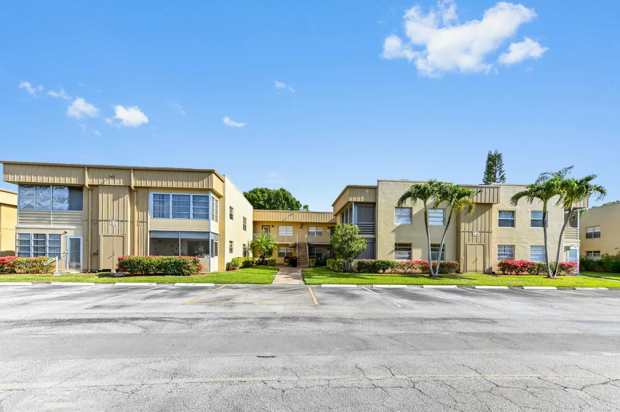 South Florida Real Estate | View 495 Capri K | 2 Beds, 2 Baths