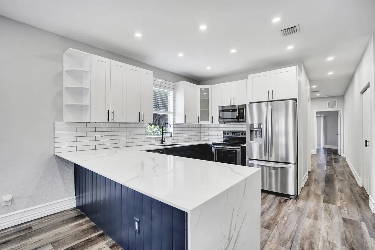 South Florida Real Estate | View 724 SW 9th Street | Listing