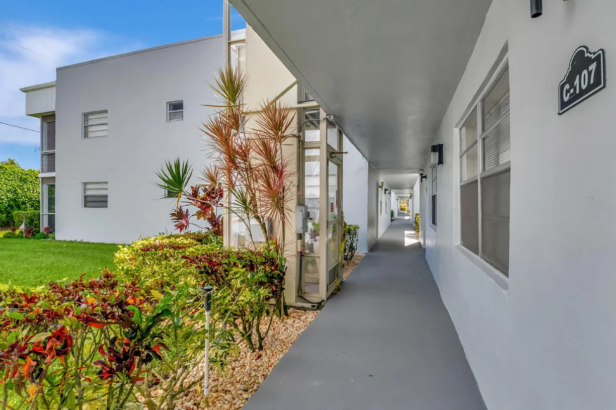 South Florida Real Estate | View 129 Normandy C, 129 C | Listing