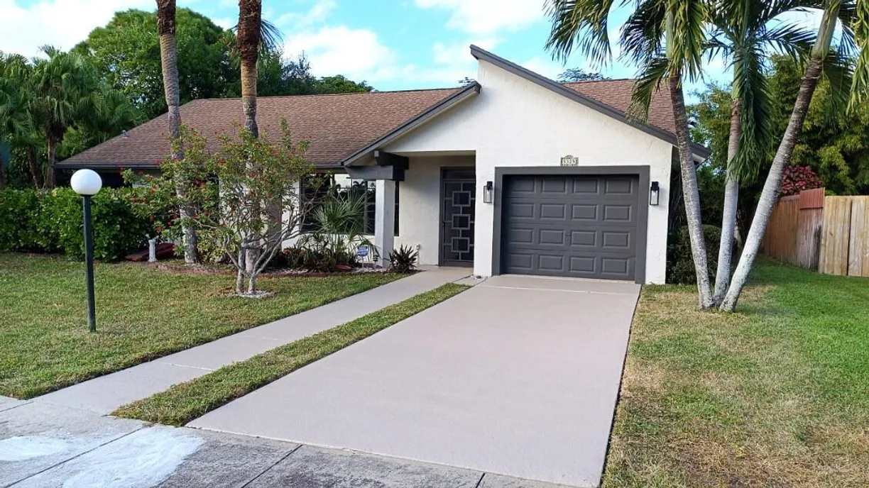 South Florida Real Estate | View 5325 Havasu Court | 3 Beds, 2 Baths