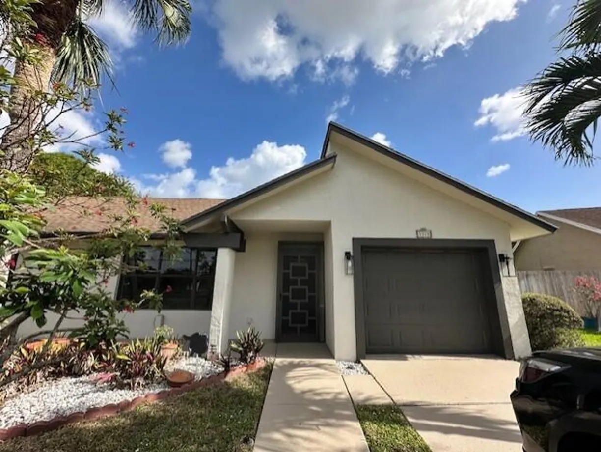 South Florida Real Estate | View 5325 Havasu Court | Listing