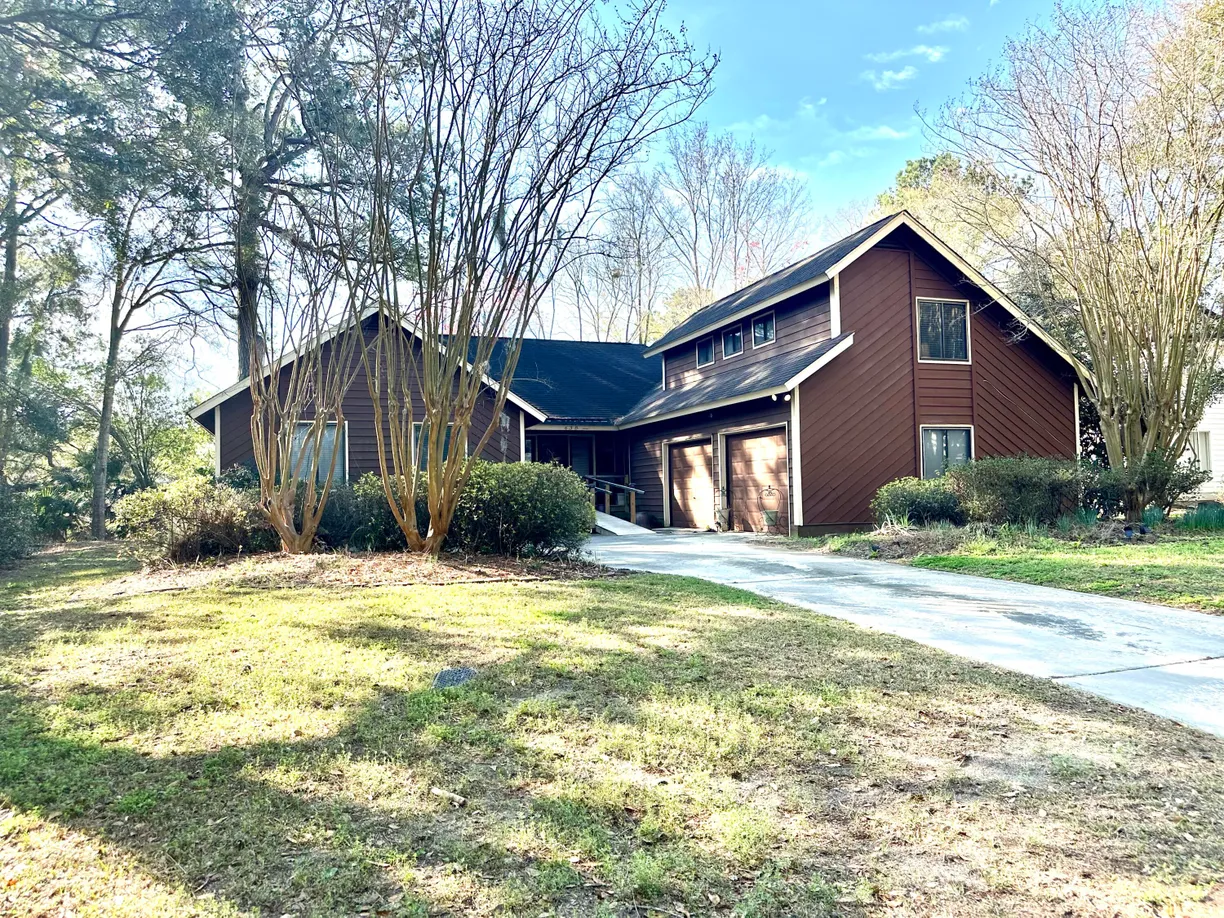 Charleston, SC Real Estate | View 638 Williamson Drive | 4 Beds, 3 Baths