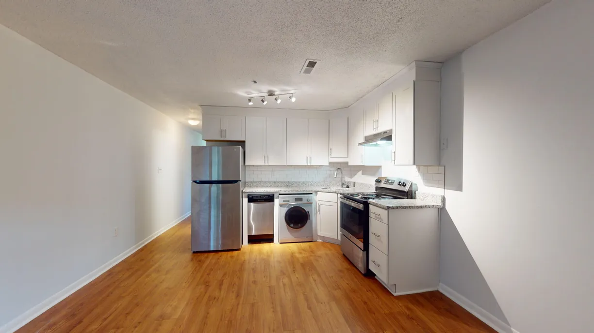 Charleston, SC Real Estate | View 40 Bee Street, 111 | 2 Beds, 2 Baths