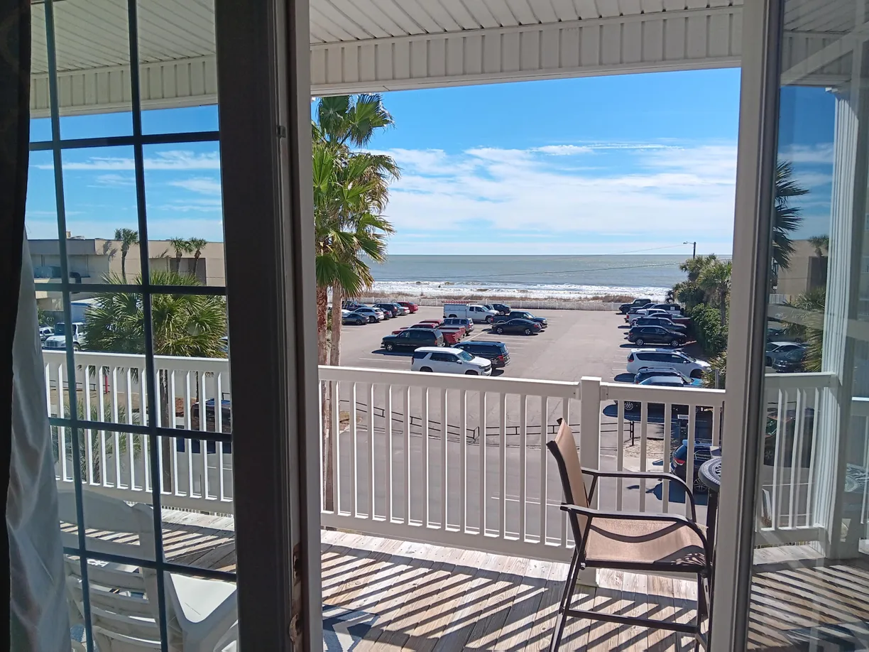 Charleston, SC Real Estate | View 106 W Arctic Avenue, 1d | Listing