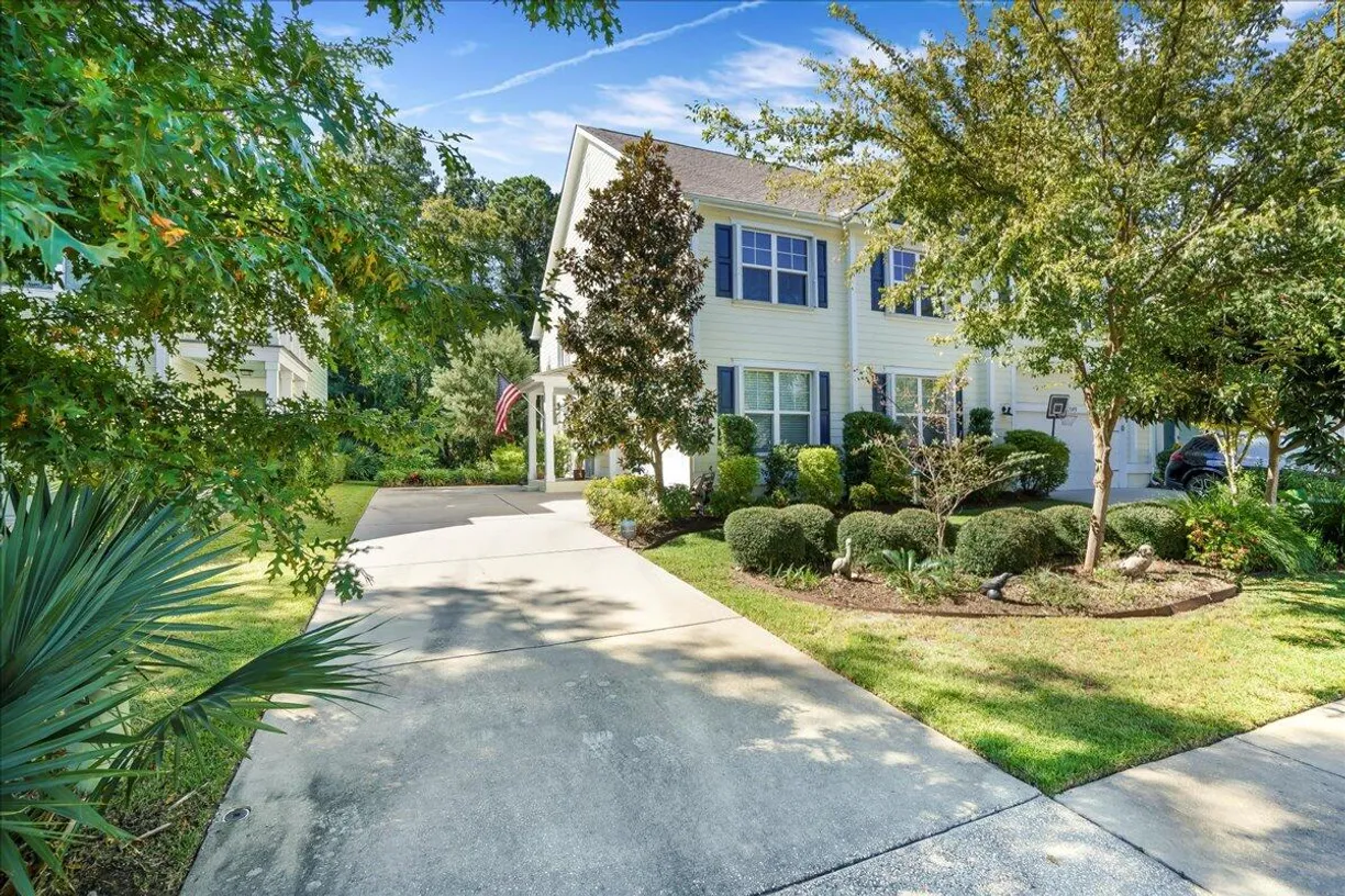 Charleston, SC Real Estate | View 2151 Oyster Reef Lane | 4 Beds, 2 Baths