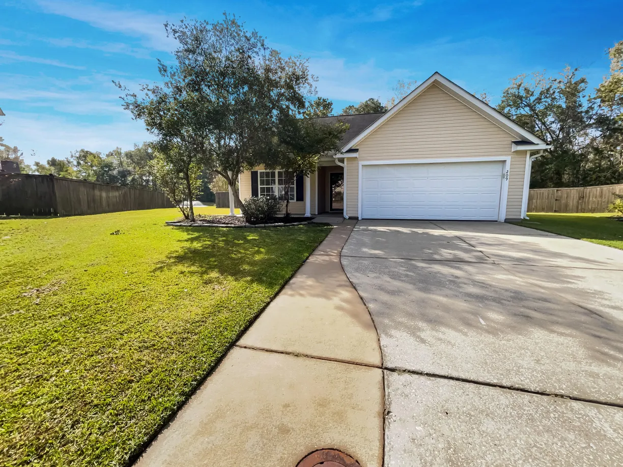 Charleston, SC Real Estate | View 209 Turner Greens Court | 4 Beds, 2 Baths