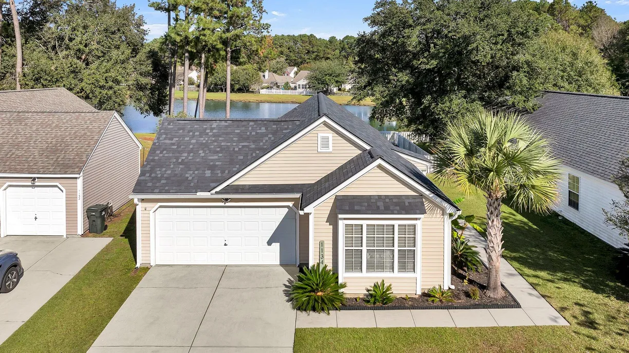Charleston, SC Real Estate | View 1134 Peninsula Cove Drive | 3 Beds, 2 Baths
