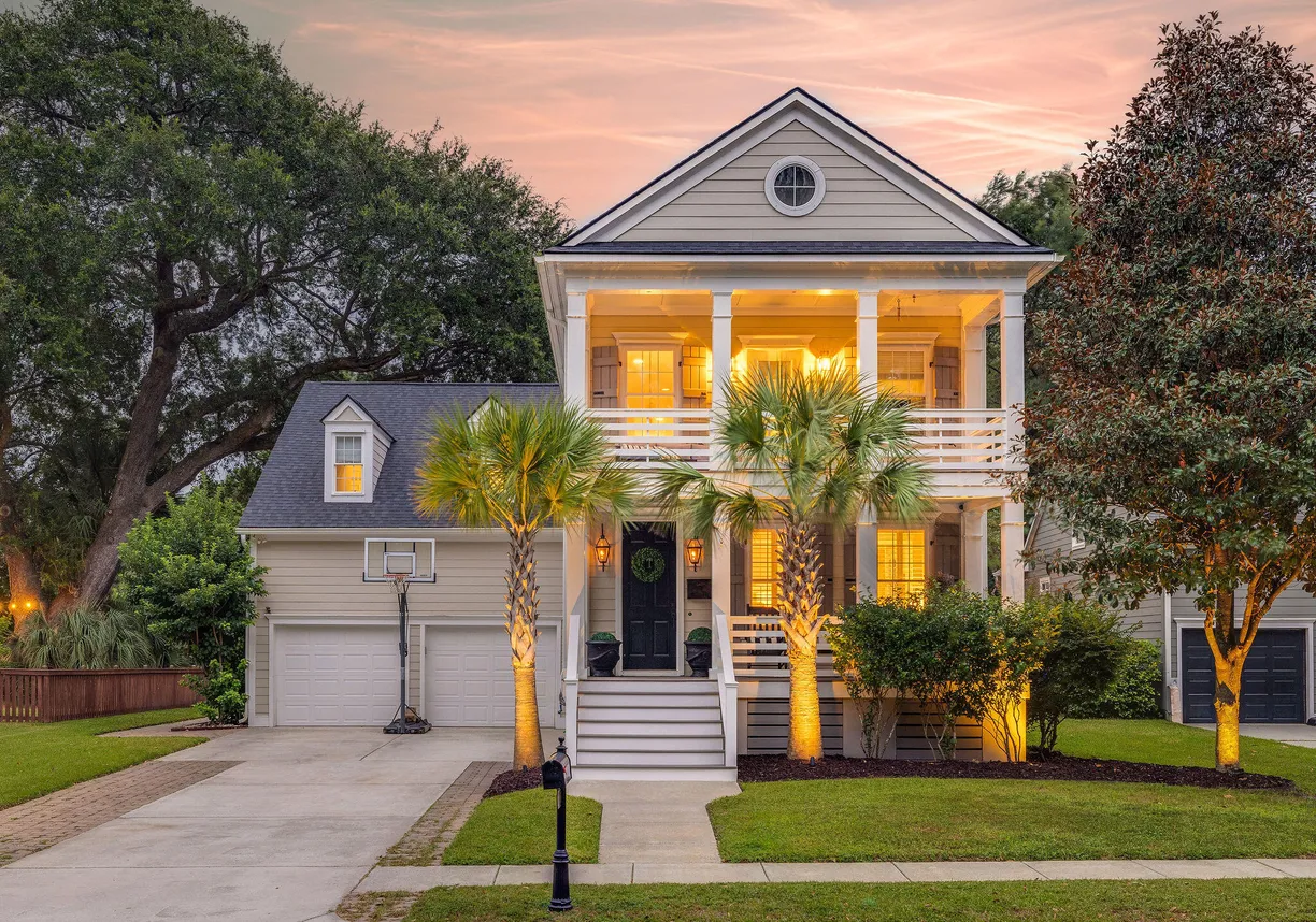 Charleston, SC Real Estate | View 3168 Treadwell Street | 5 Beds, 3 Baths