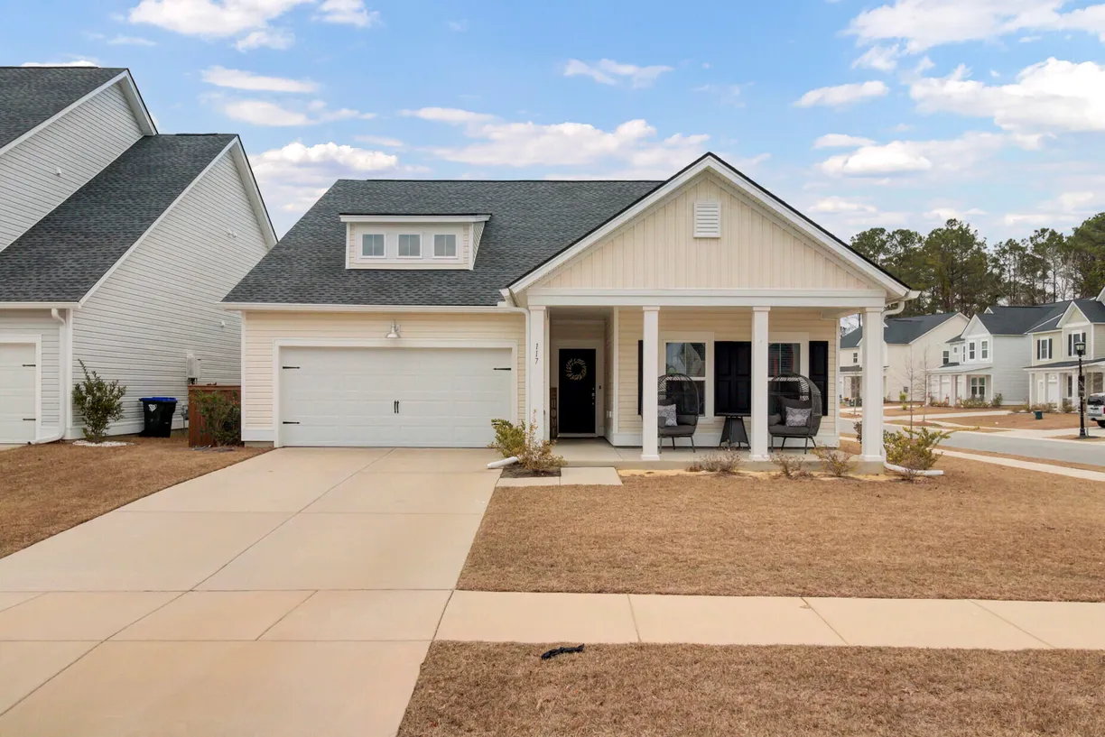Charlotte Real Estate | View 117 Upper Trestles Avenue | 4 Beds, 3 Baths