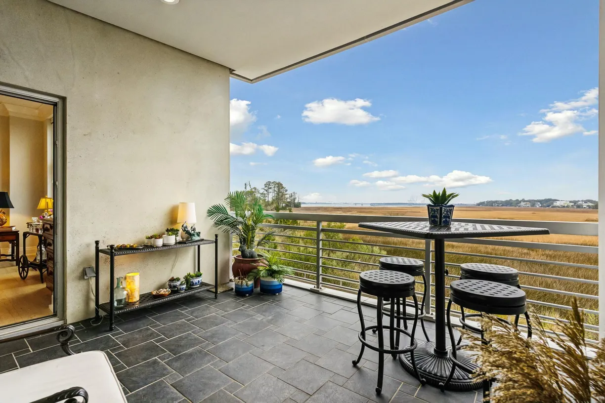 Charleston, SC Real Estate | View 118 Cooper River Drive | 1 Bed, 1 Bath