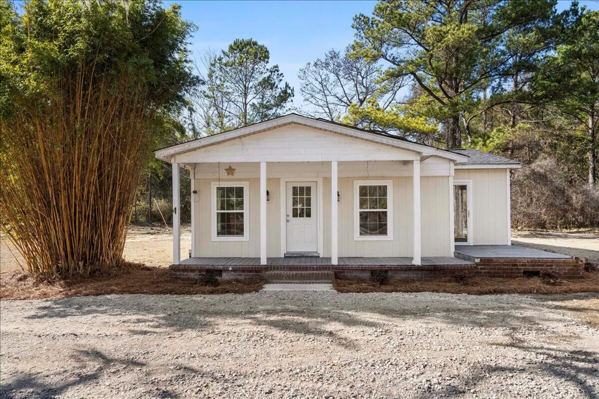 Charleston, SC Real Estate | View 2367 United Drive | 3 Beds, 1 Bath