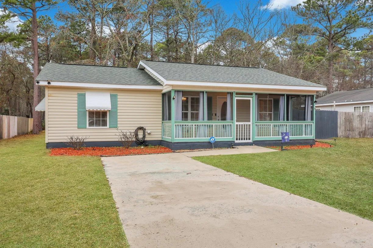 Charleston, SC Real Estate | View 1618 Yost Lane | 3 Beds, 1 Bath