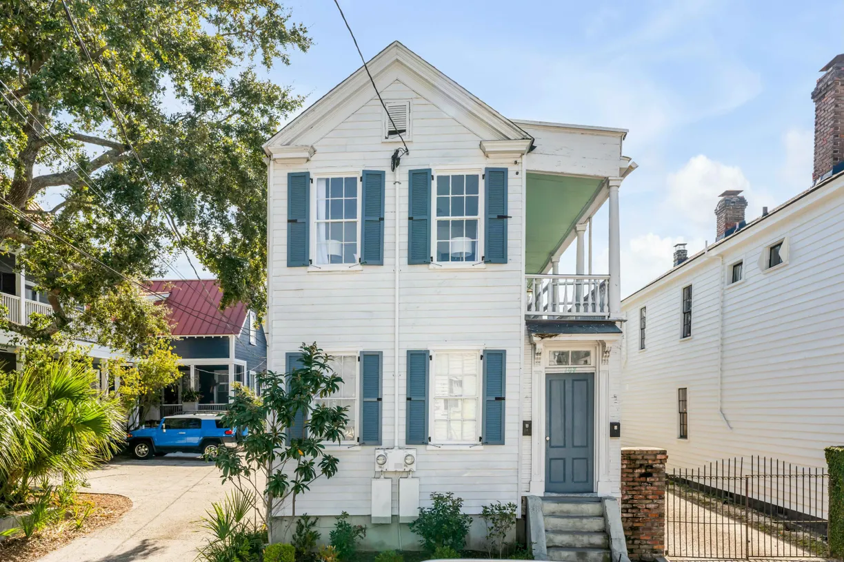 Charleston, SC Real Estate | View 107 Bogard Street | 4 Beds, 4 Baths