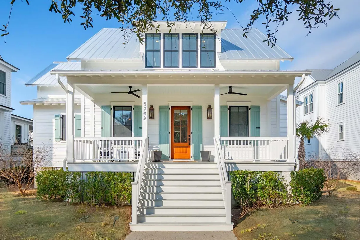 Charleston, SC Real Estate | View 5742 Kiawah River Drive | 4 Beds, 4 Baths