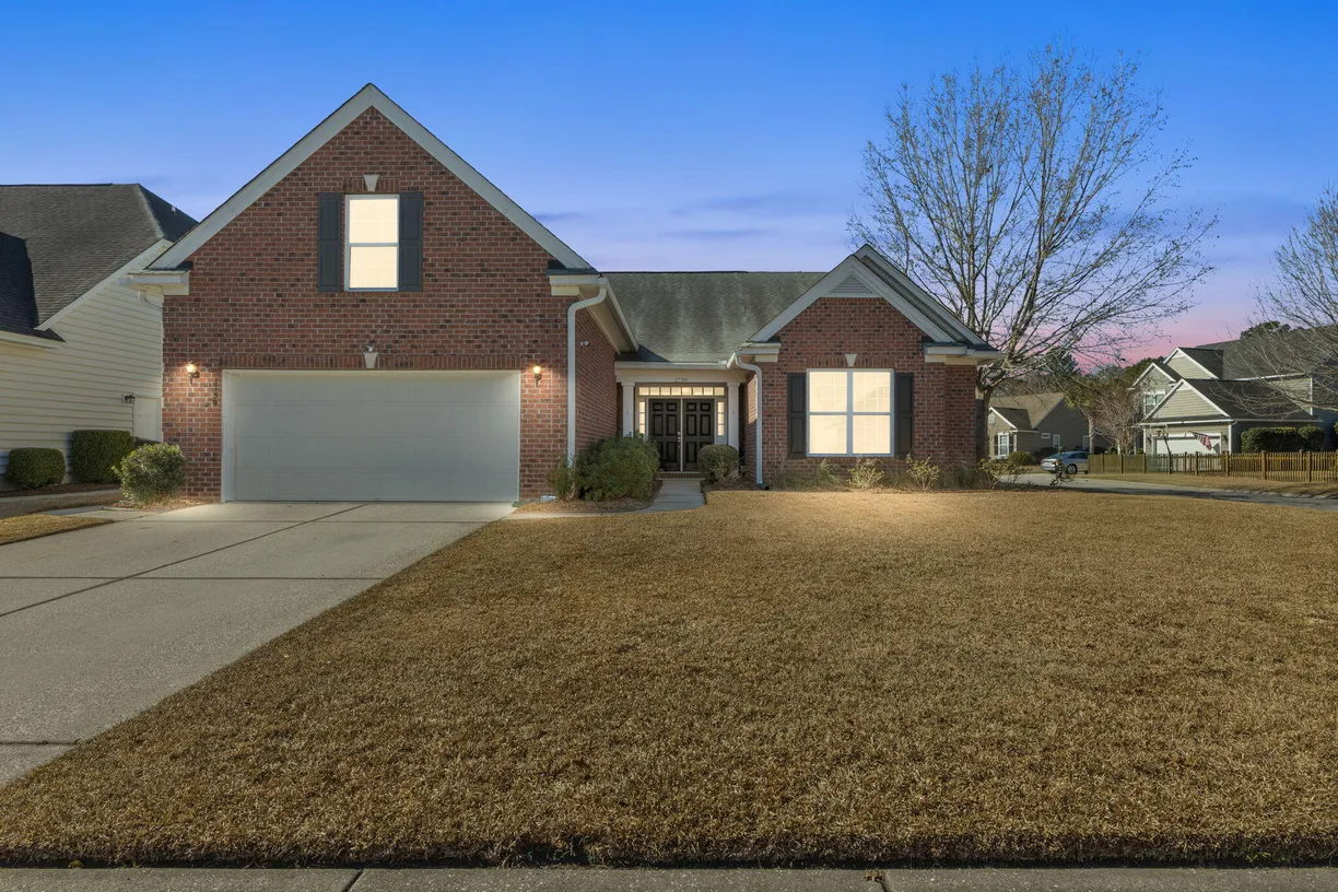 Charleston, SC Real Estate | View 1739 Waterbrook Drive | 4 Beds, 3 Baths