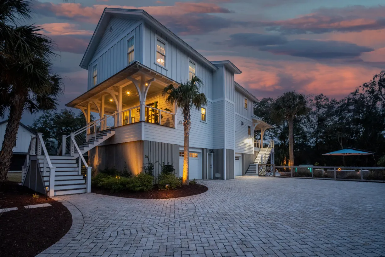 Charleston, SC Real Estate | View 1648 Home Farm Road | 3 Beds, 2 Baths
