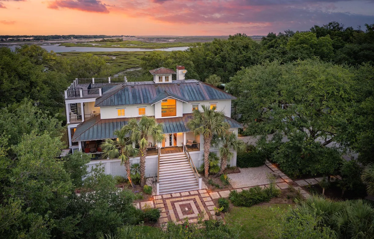Charleston, SC Real Estate | View 1105 Fort Lamar Road | 5 Beds, 4 Baths