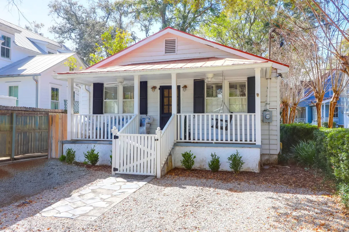 Charleston, SC Real Estate | View 721 Royall Avenue | 3 Beds, 2 Baths