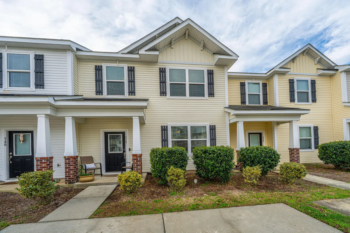 Charleston, SC Real Estate | View 138 Hidden Palms Boulevard | 3 Beds, 2 Baths