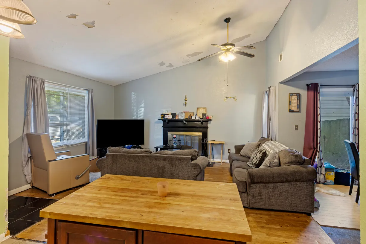 Charleston, SC Real Estate | View 114 Tennyson Way | 3 Beds, 2 Baths