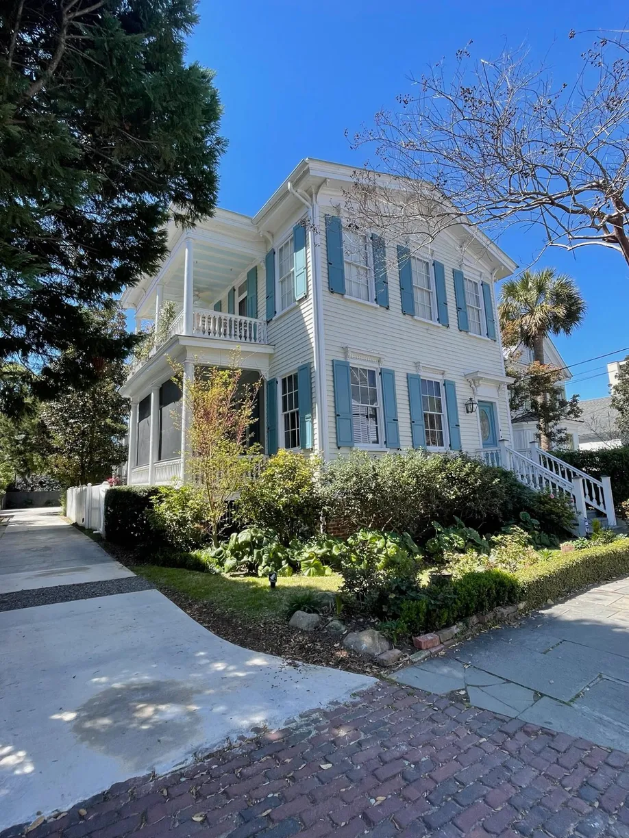 Charleston, SC Real Estate | View 115 Rutledge Avenue, A | 2 Beds, 1 Bath