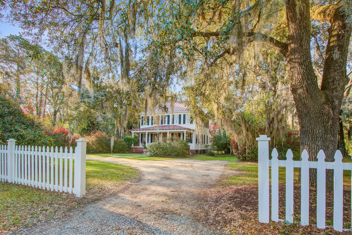 Charleston, SC Real Estate | View 8115 Adams Run School Road | 3 Beds, 2 Baths