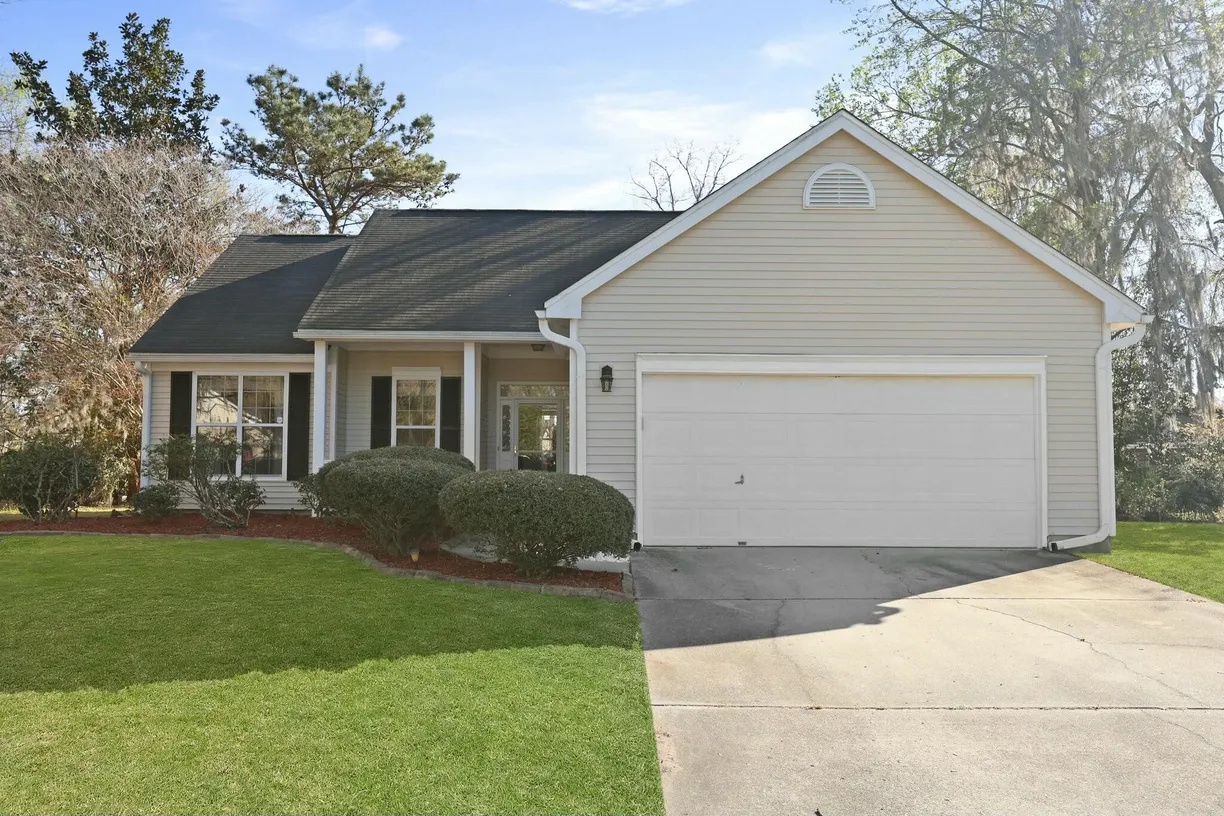 Charleston, SC Real Estate | View 3438 Farmers Market Drive | 3 Beds, 2 Baths