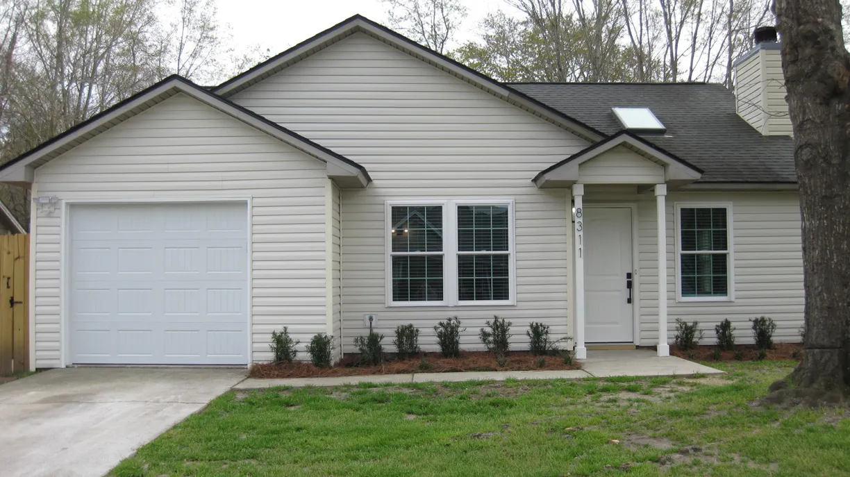 Charleston, SC Real Estate | View 8311 Whitehaven Drive | 3 Beds, 2 Baths