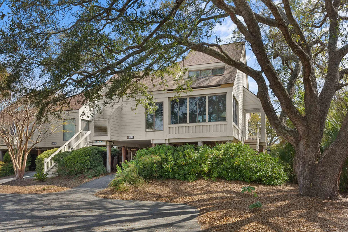 Charleston, SC Real Estate | View 740 Spinnaker Beachhouses | 2 Beds, 2 Baths