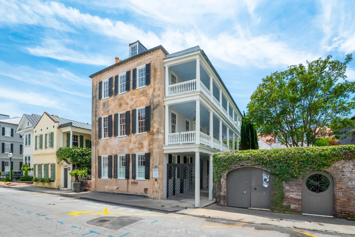 Charleston, SC Real Estate | View 61 Tradd Street | 4 Beds, 4 Baths