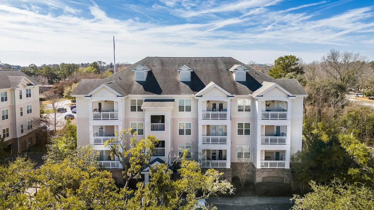 Charleston, SC Real Estate | View 2244 Ashley Crossing Drive, 1232 | 2 Beds, 2 Baths