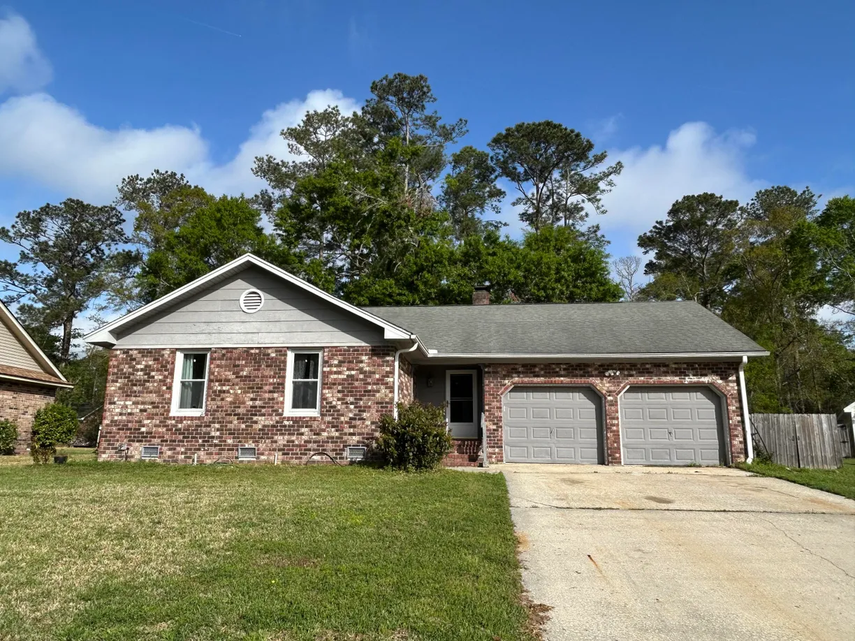 Charleston, SC Real Estate | View 129 Bramwell Drive | 3 Beds, 2 Baths