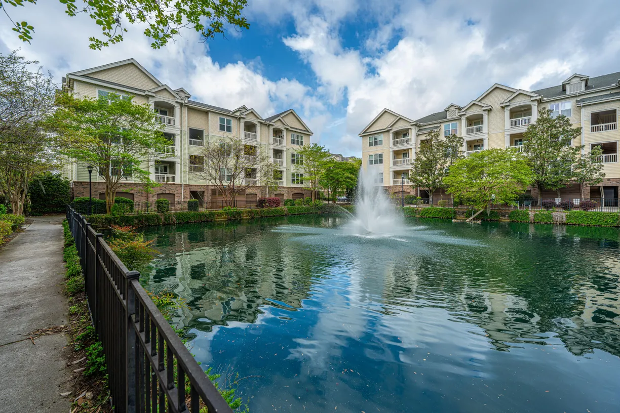 Charleston, SC Real Estate | View 2244 Ashley Crossing Drive Drive, 621 | 2 Beds, 2 Baths