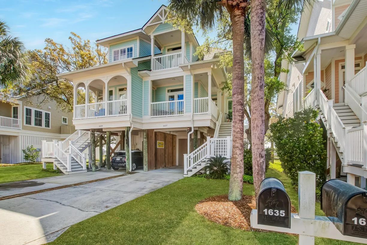 Charleston, SC Real Estate | View 1637 Folly Creek Way, E-12 | 3 Beds, 3 Baths