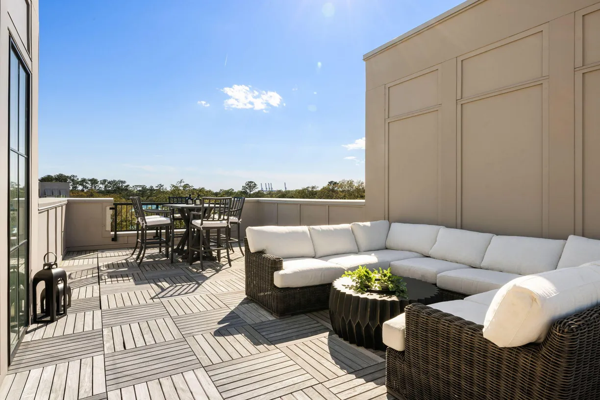 Charleston, SC Real Estate | View 508 Helmsman Street | Listing