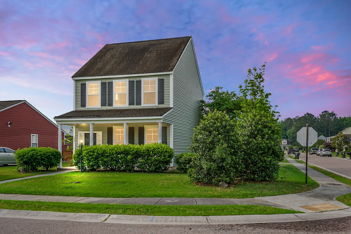 Charlotte Real Estate | View 209 Killarney Trail | 3 Beds, 2 Baths
