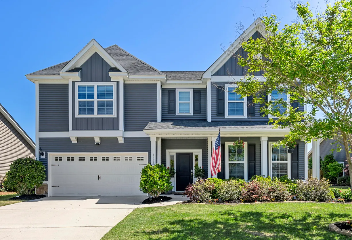 Charleston, SC Real Estate | View 1537 Fishbone Drive | 6 Beds, 3 Baths