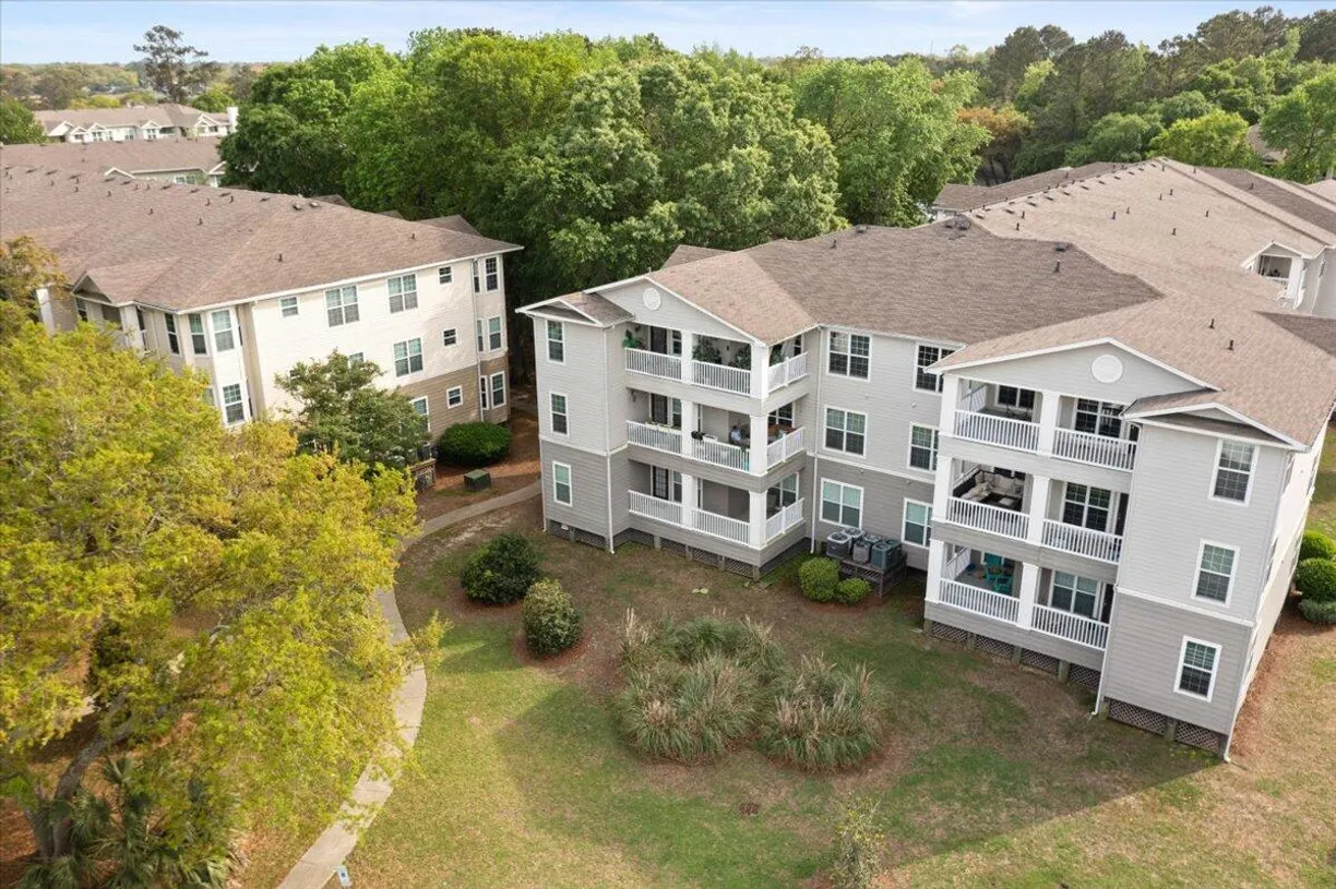 Charleston, SC Real Estate | View 700 Daniel Ellis Drive, 3208 | 3 Beds, 2 Baths