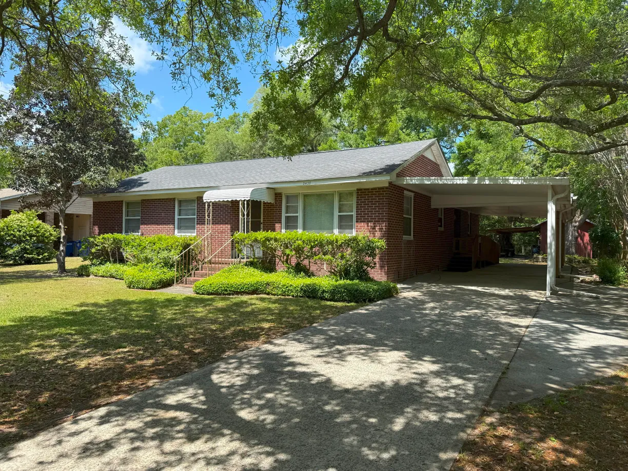 Charleston, SC Real Estate | View 2438 Two Oaks Drive | 3 Beds, 2 Baths