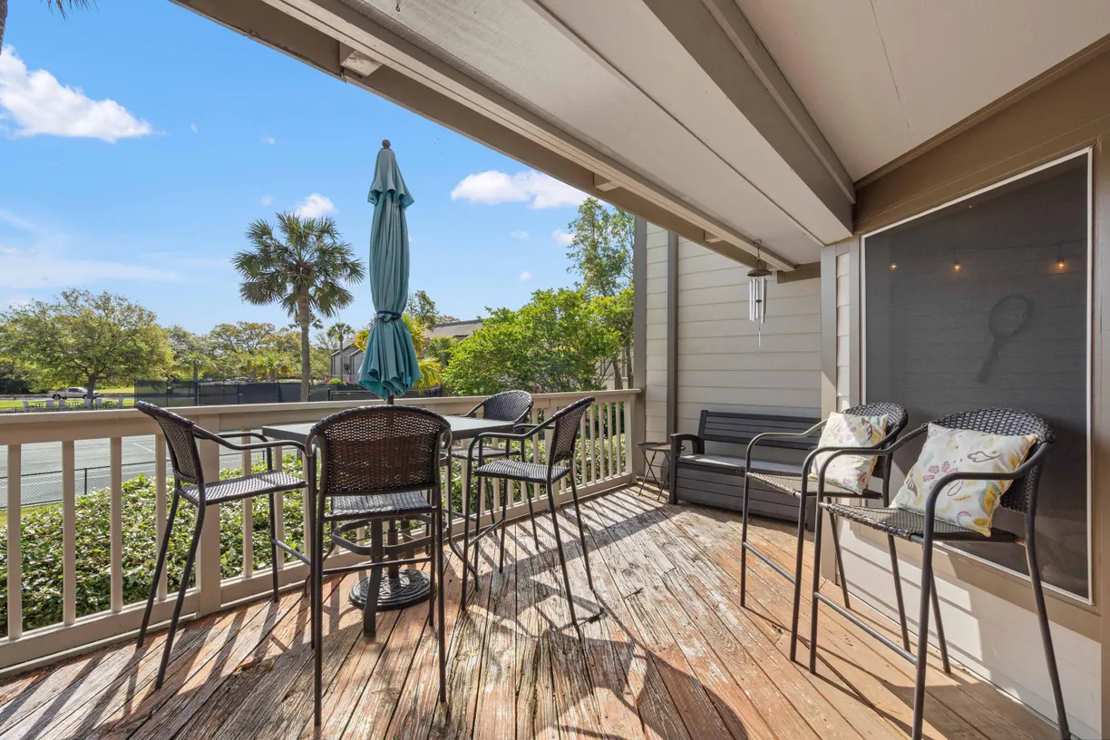 Charleston, SC Real Estate | View 1619 Live Oak Park | 2 Beds, 2 Baths
