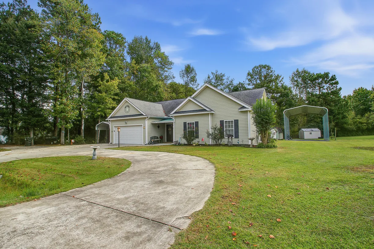 109 Resinwood Road, Moncks Corner, SC 29461 Property for sale