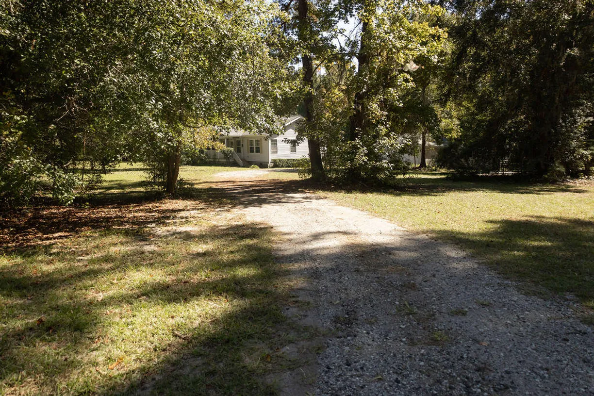 1298 Barracada Road, Walterboro, SC 29488 Property for sale