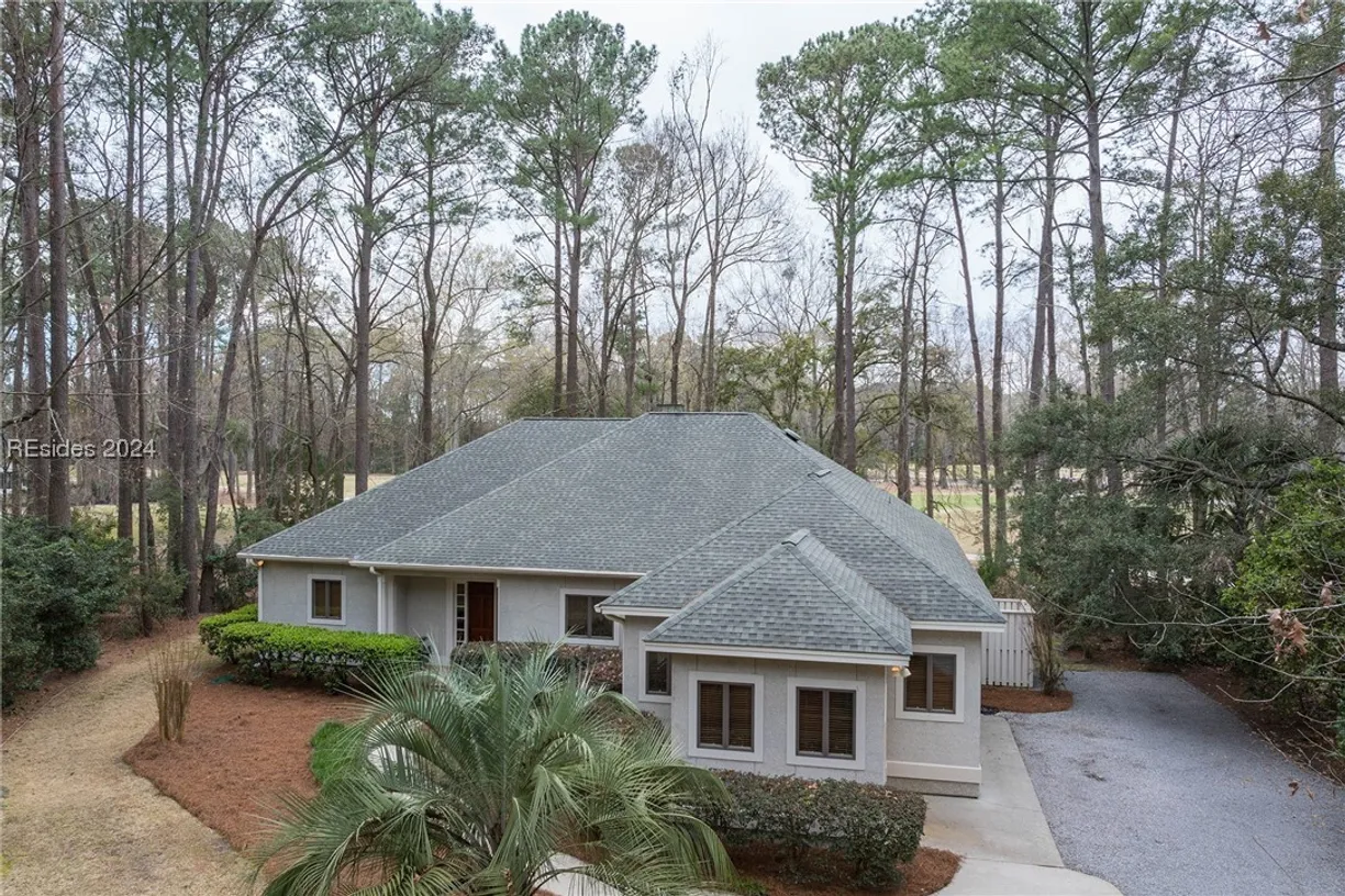 Charleston, SC Real Estate | View 12 Spring Island Drive | 3 Beds, 2 Baths