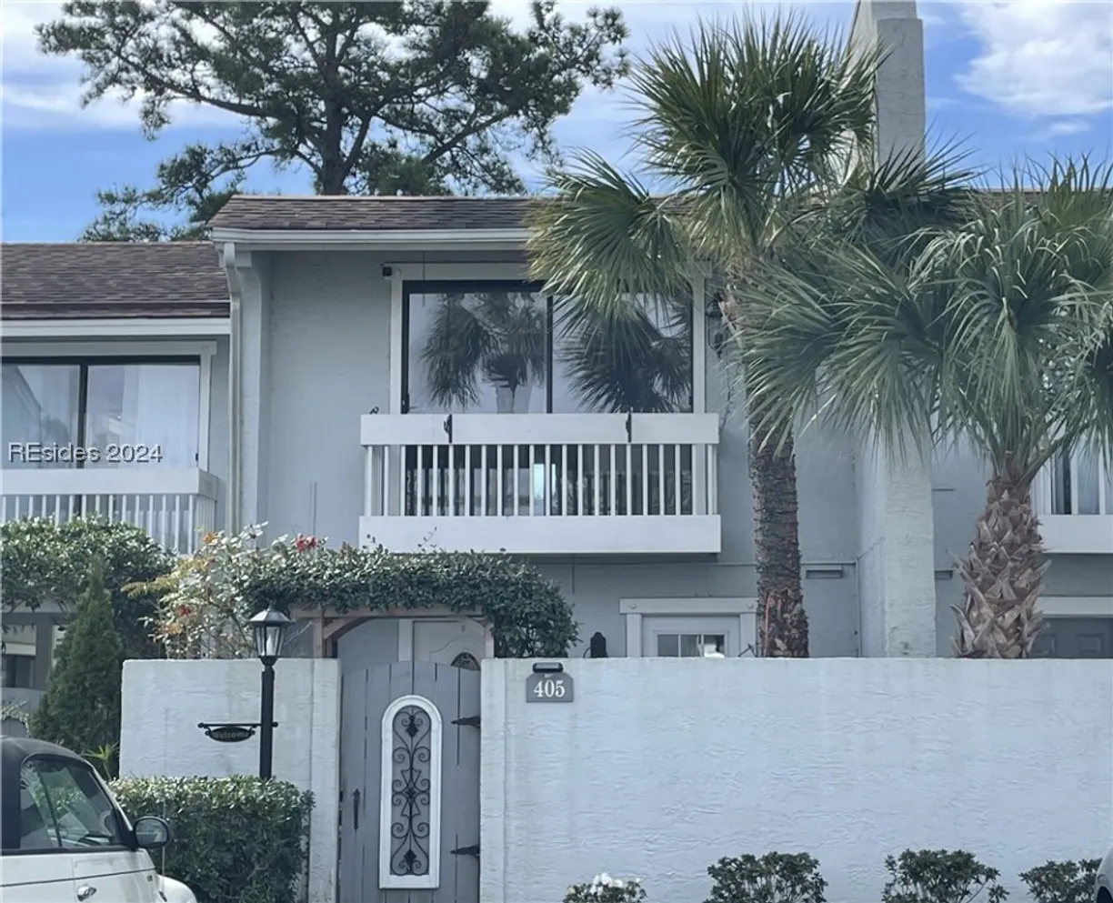 Charleston, SC Real Estate | View 2 William Hilton Parkway, 405 | 2 Beds, 1 Bath