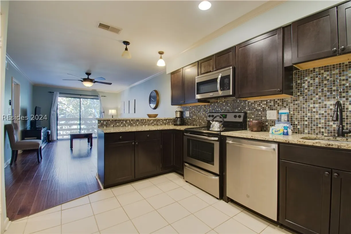 Charleston, SC Real Estate | View 45 Folly Field Road, 3J | 2 Beds, 2 Baths