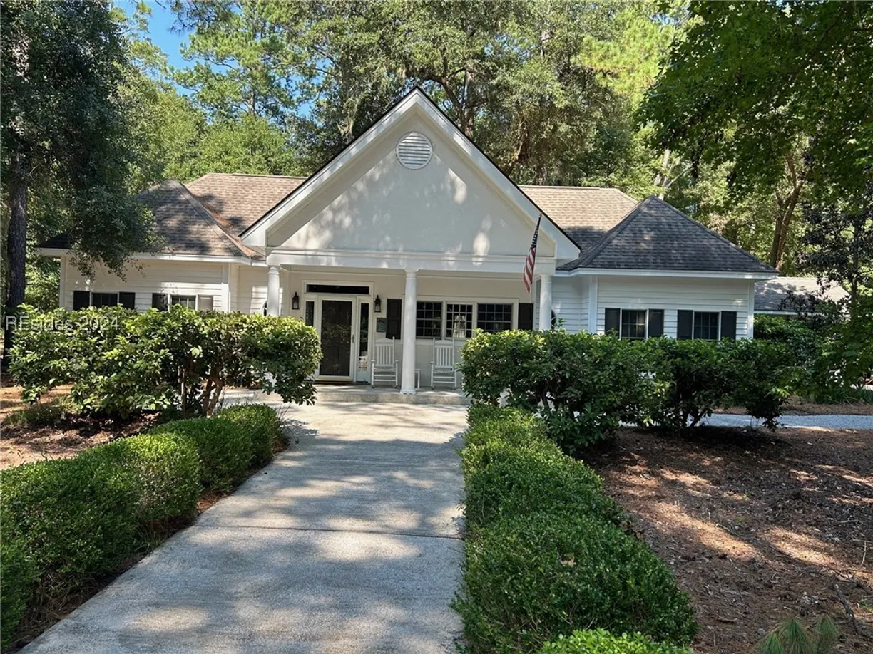 Charleston, SC Real Estate | View 14 Masters Drive | 3 Beds, 2 Baths