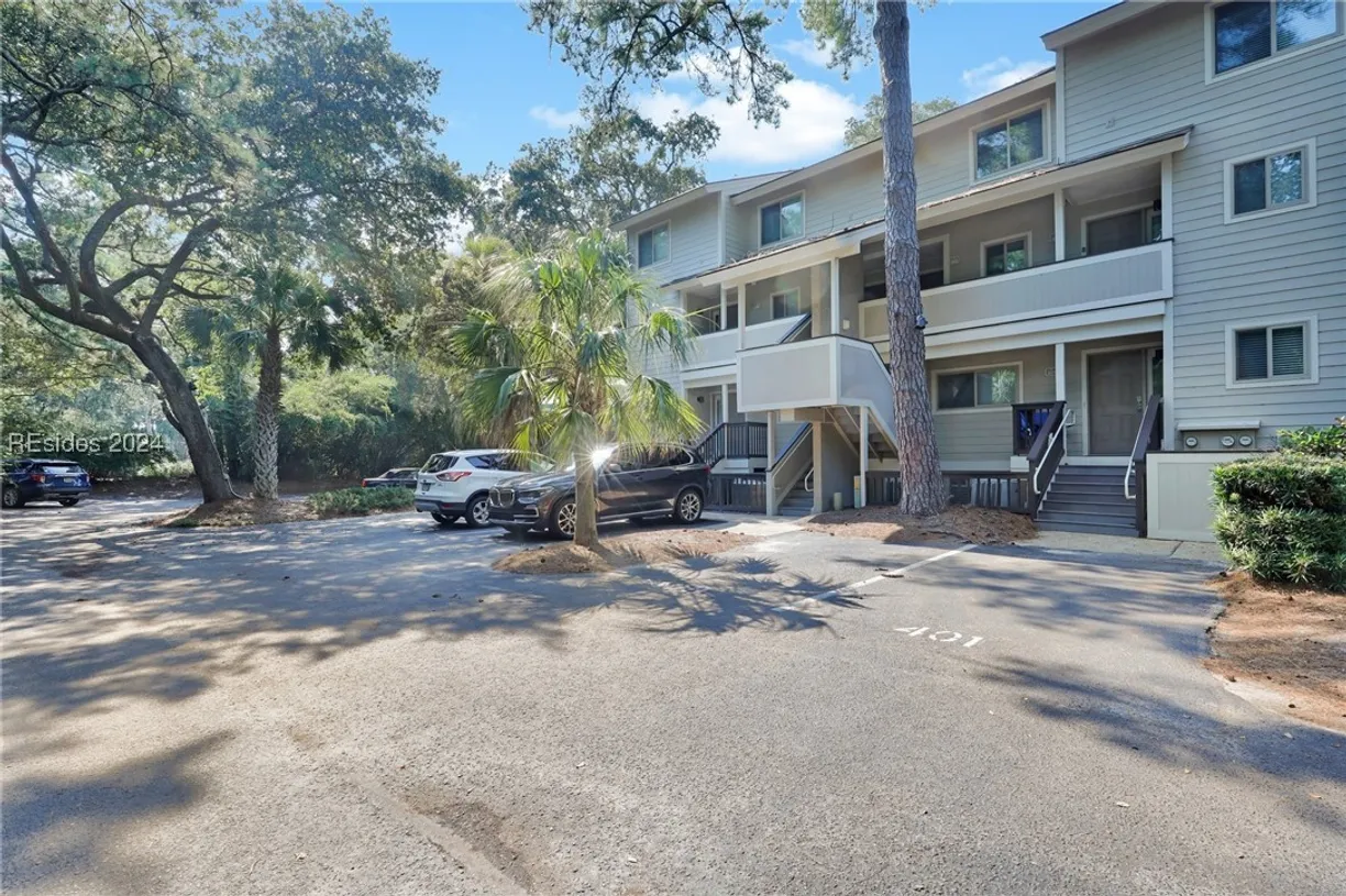 Charleston, SC Real Estate | View 1 Tanglewood Drive, 404 | Listing